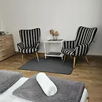 U Przewodnikow - Zwiedzaczek ファームステイ ルバフカ