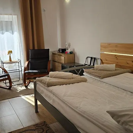 U Przewodnikow - Zwiedzaczek Çiftlik konaklama Lubawka